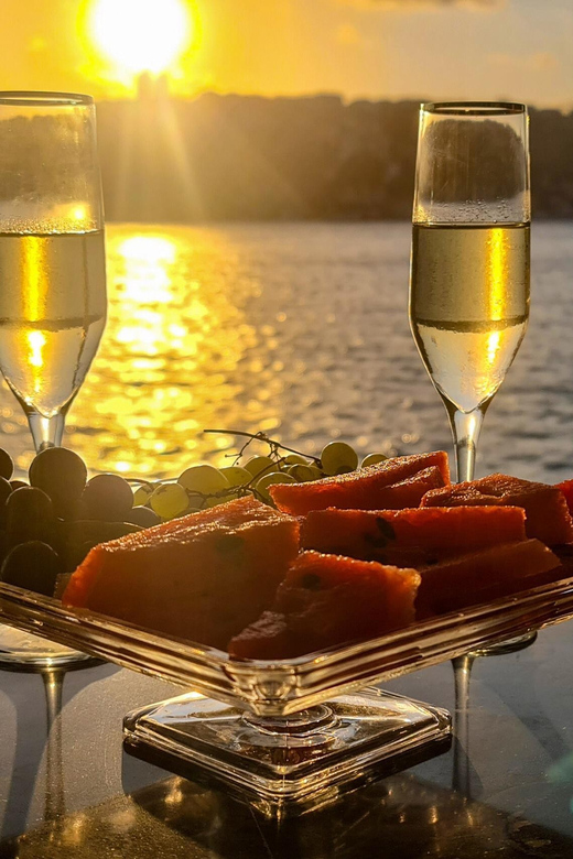 Istanbul: Bosphorus Sunset Cruise with Drinks & Snack - Key points at a glance