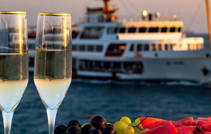 Istanbul: Bosphorus Sunset Cruise with Drinks & Snack - The boat, seating, and onboard comfort