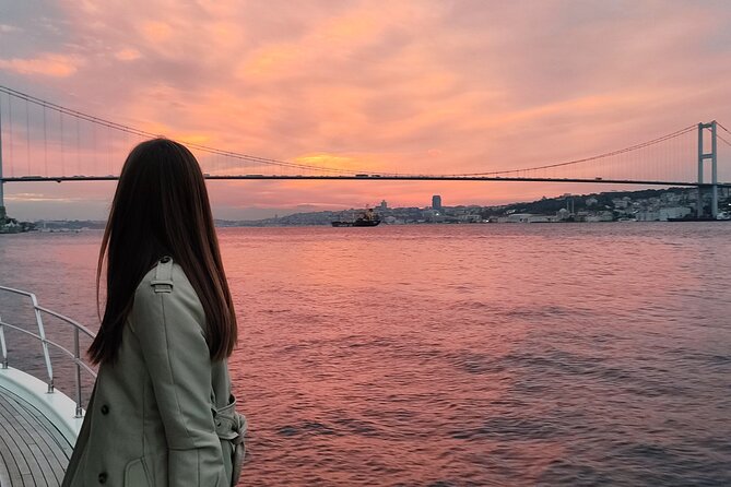 Istanbul Bosphorus Sunset Cruise with Wine on a Luxury Yacht - The bathroom and other practical cautions