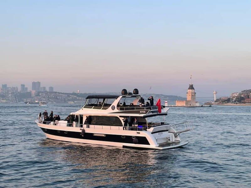 Istanbul: Bosphorus Sunset or Night Yacht Cruise & Transfers - Getting to the yacht with hotel pickup
