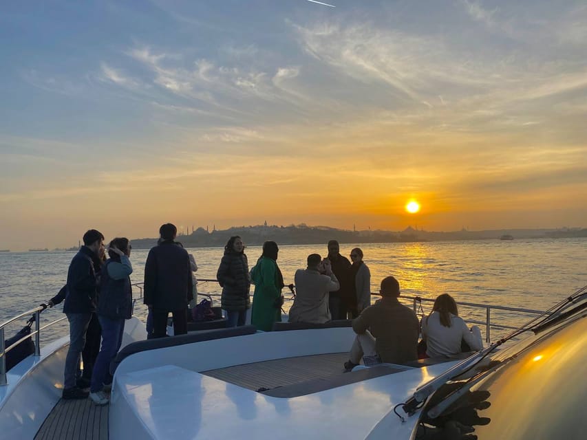 Istanbul: Bosphorus Sunset Yacht Cruise with Live Guide - The route from Dolmabahce to Ortakoy