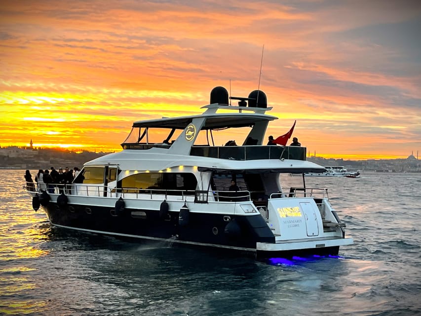 Istanbul: Bosphorus Sunset Yacht Cruise with Live Guide - What you actually eat and drink onboard