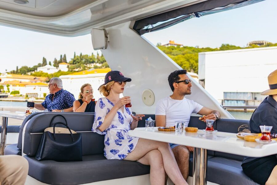 Istanbul: Bosphorus Yacht Cruise with Stopover on Asian Side - Arnavutköy, Bebek, and Istanbul’s polished waterfront