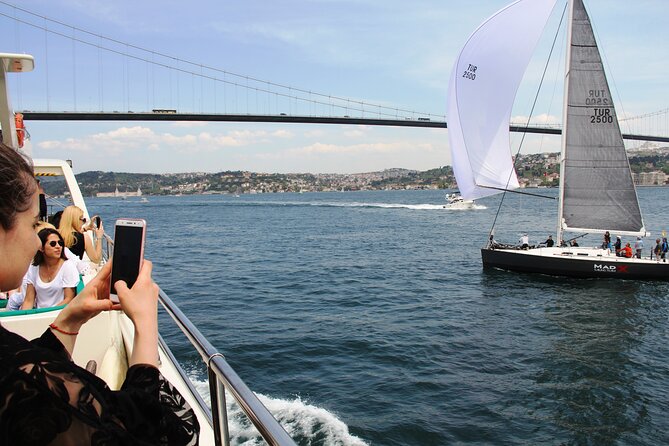 Istanbul Bosphorus Yacht Experience – Asian Side Visit in Kanlica - Rumelihisarı and the narrowest part of the strait