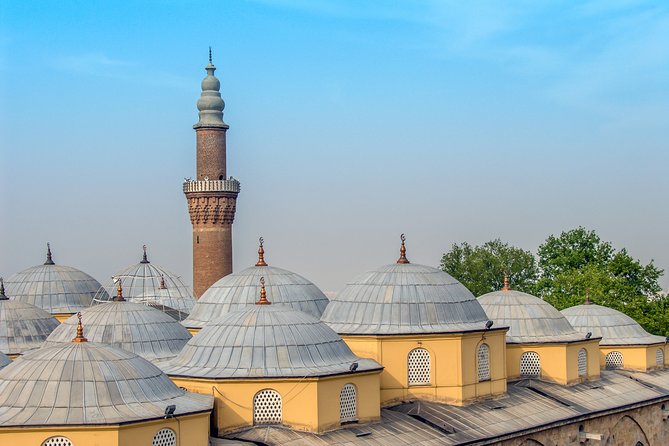 Istanbul: Bursa and Uludag Mountain Day Trip with Cable Car - Bursa’s Green Mosque and Ottoman center