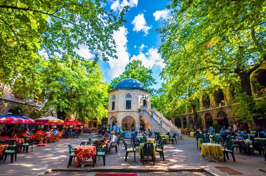 Istanbul: Bursa Tour w/ Cable Car Ride & Uludag Mountain - The guide and the feel of the day