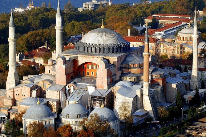 Istanbul - Cappadocia 6 Day Private Tour + Deluxe Balloon Ride - Day 5: Balloons, valleys, pottery, and rock churches