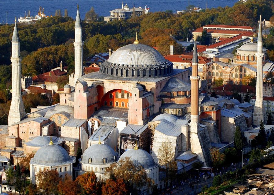 Istanbul: City Highlights Tour w/Hagia Sophia & Blue Mosque - Who should book this experience?