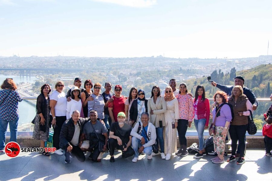 Istanbul: City Hightlights Bus Tour and Bosphorus Cruise - A full day built around Istanbul’s geography