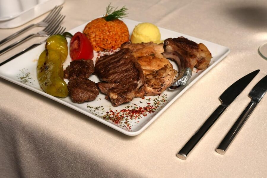 Istanbul City Sightseeing Tour & Turkish Dinner & Show - The two-hour break before dinner