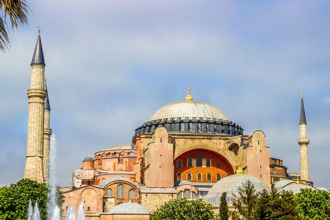 Istanbul Classics: Hagia Sophia Topkapi Palace Blue Mosque Hippodromme - Hagia Sophia: the day’s grand opening
