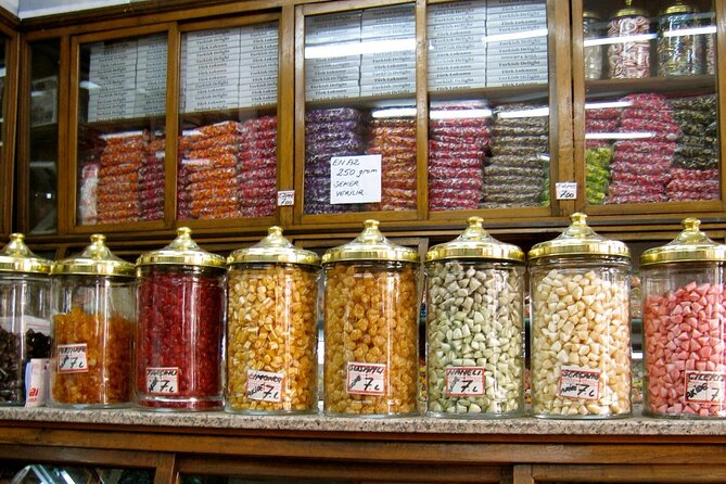 Istanbul Culinary Secrets of the Old City - Starting with breakfast beside the shopkeepers
