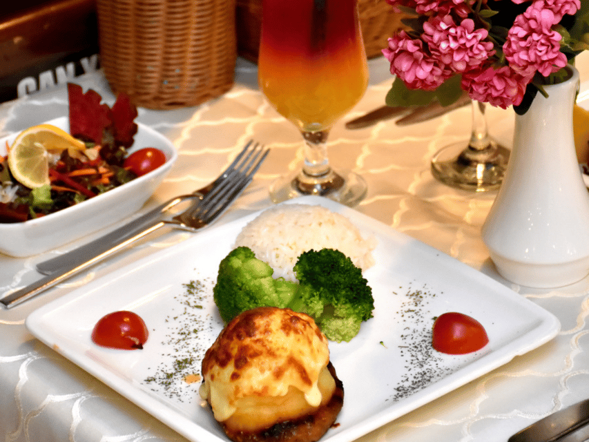 Istanbul: Dinner Cruise with Hotel Pickup & Optional Drinks - FAQ