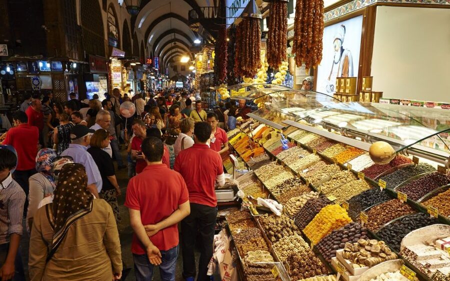 Istanbul: Dolmabahce Palace and Grand Bazaar Tour - Is $236 per person a fair price?
