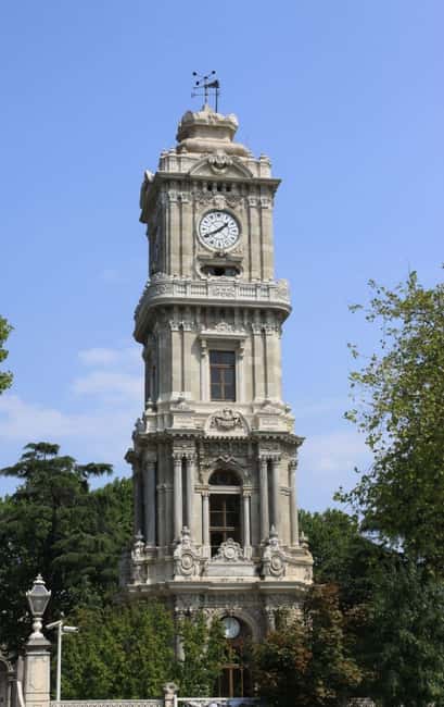 Istanbul:Dolmabahce Palace Skip-the-Line Entry & Audio Guide - Gardens and Bosphorus views give you a needed pause