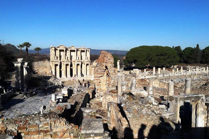 Istanbul-Ephesus-Pamukkale (5 Days Private Tour) - Day 1: An easy airport arrival in Istanbul