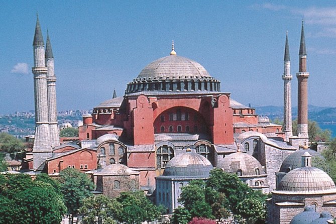Istanbul Essentials – Skip-the-Line Full-Day Experience - Topkapı Palace, the tour’s strongest included sight