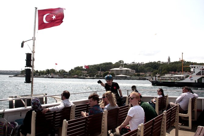 Istanbul Eurasia Bike & Boat Tour - Kadikoy and Moda Park