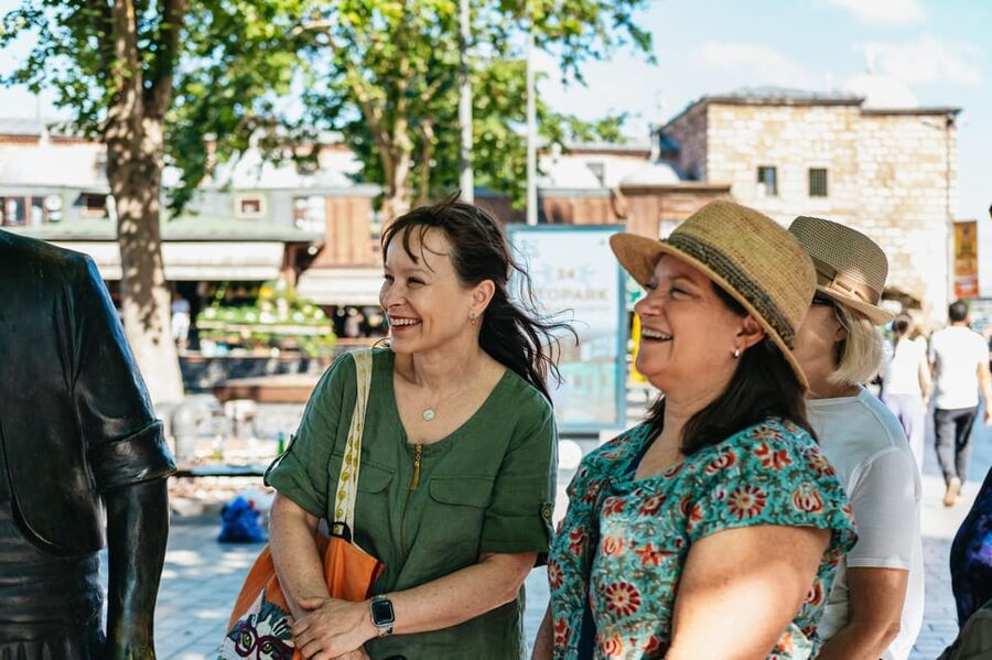 Istanbul: European and Asian Side Guided Foodie Walking Tour - Crossing the Bosphorus by ferry