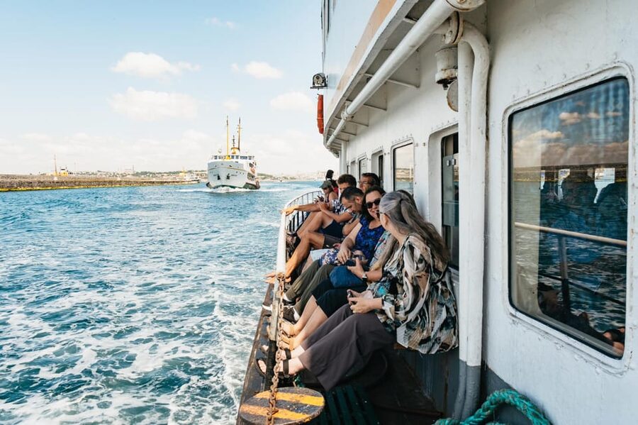 Istanbul: European and Asian Side Guided Foodie Walking Tour - Meeting near the Spice Bazaar
