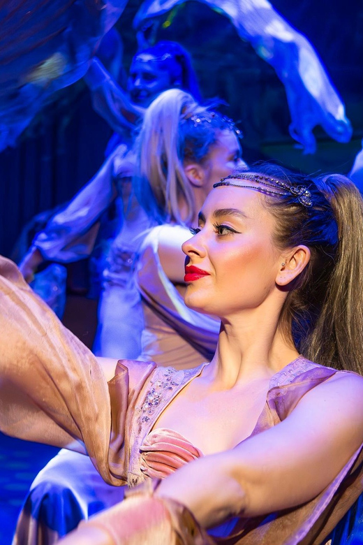 Istanbul: Experience Belly Dance Show - Meeting at Istanbul Railway Museum