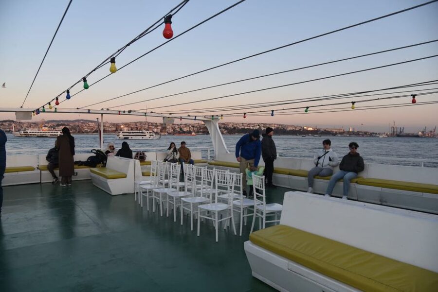 Istanbul: Explore Bosphorous on a Sunset Boat Cruise - Bebek, the second bridge, and Rumeli Fortress