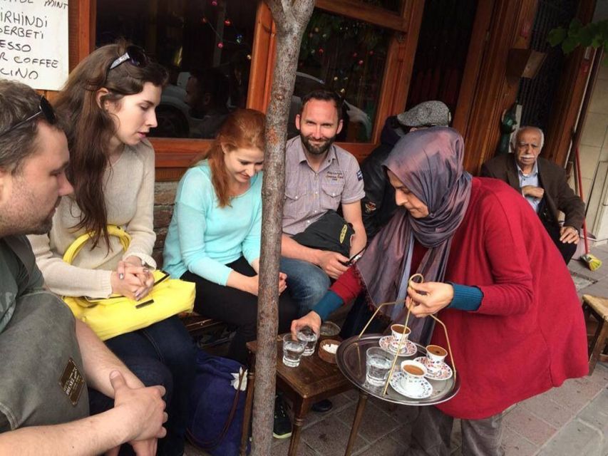 Istanbul: Fener, Balat, Old Greek and Jewish Quarter Tour - Why Fener and Balat feel different from central Istanbul