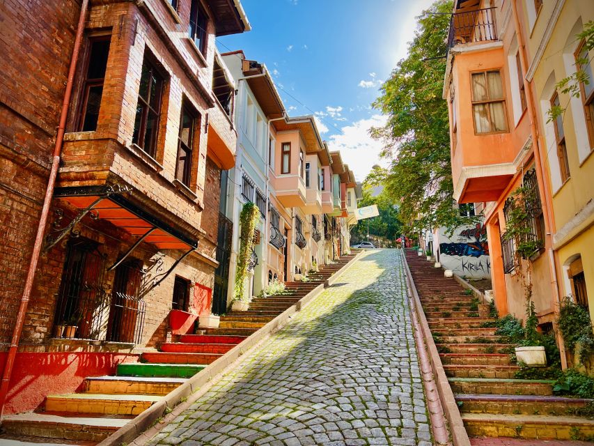 Istanbul: Fener, Balat, Old Greek and Jewish Quarter Tour - The Golden Horn sets the historical scene
