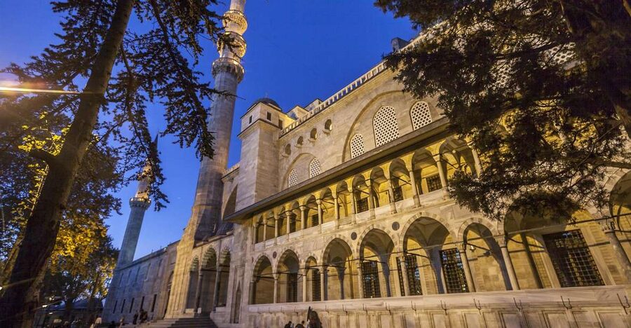 Istanbul: Full Day - Byzantine & Ottoman Relics Tour - The Hippodrome and Sultanahmet Square
