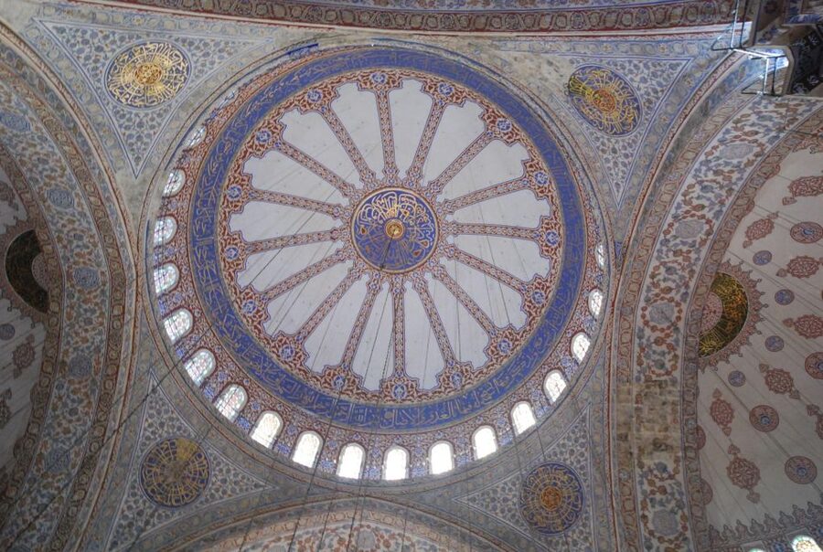 Istanbul Full Day Byzantine & Ottoman Traces Tour - Hagia Sophia, a building with several lives