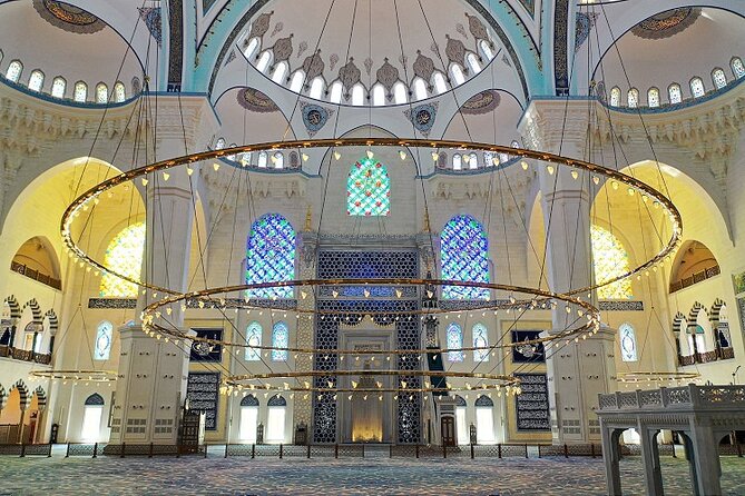 Istanbul Full Day Europe and Asia Sides Tour - Taking the cable car down from Pierre Loti