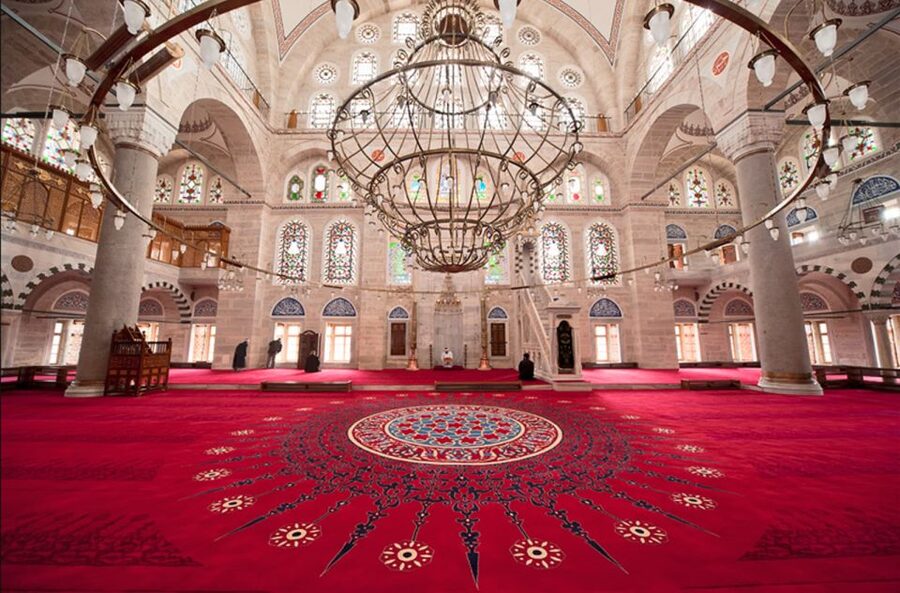 Istanbul: Full-Day Heritage Tour - Grand Bazaar: one hour of shopping and some sales pressure