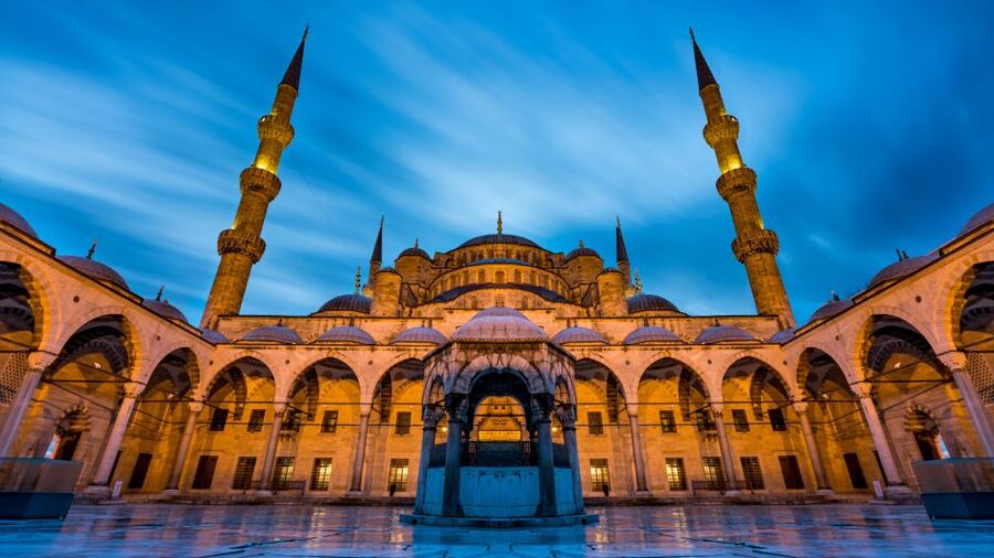Istanbul: Full-Day Highlights Tour with Guide and Lunch - Finishing among 3,000 shops at the Grand Bazaar