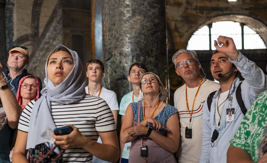 Istanbul: Hagia Sophia & Basilica Cistern Tour with Tickets - Entering Hagia Sophia with reserved admission