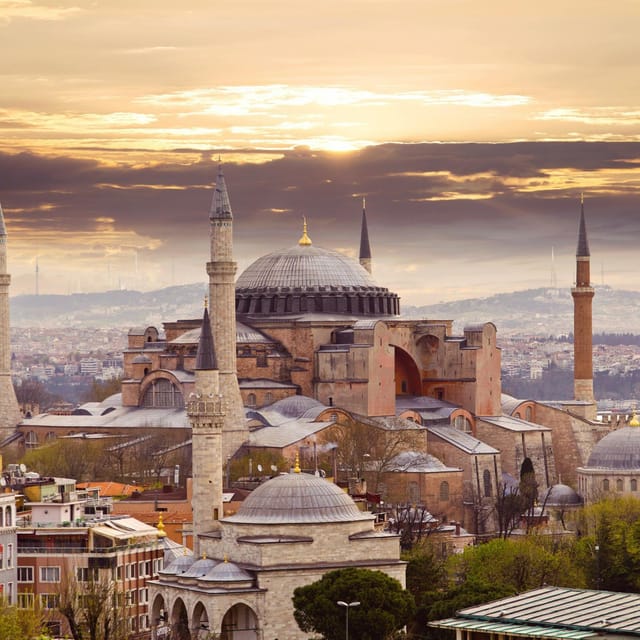 Istanbul: Hagia Sophia Guided Tour with Optional Ticket - Choosing the Optional Entry Ticket