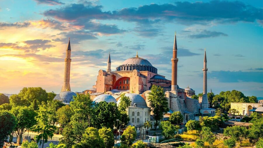 Istanbul: Hagia Sophia Guided Tour with Skip-the-Ticket-Line - Why Hagia Sophia Works Best With a Guide