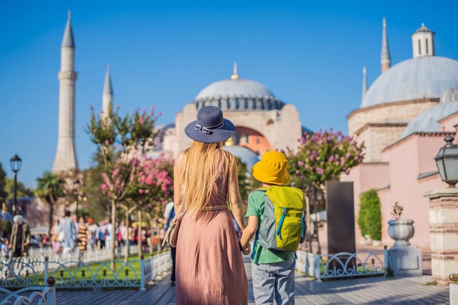 Istanbul: Hagia Sophia Skip-the-Line Ticket with Live Guide - Why Hagia Sophia deserves a guided visit