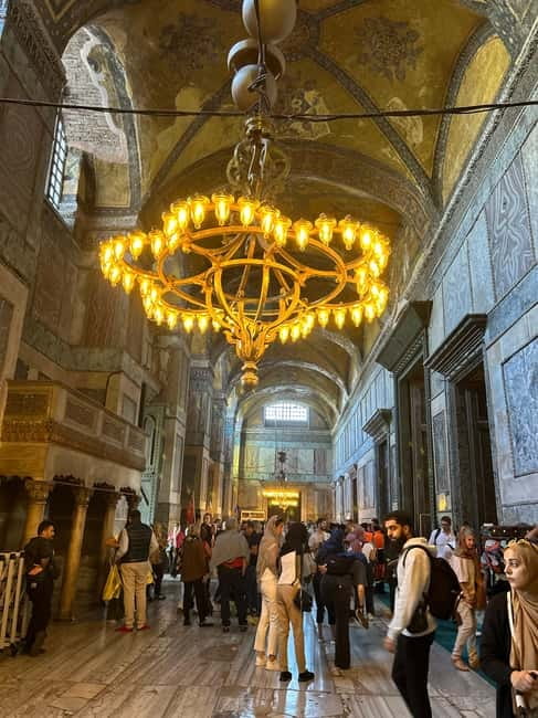 Istanbul: Hagia Sophia Ticket with Audio Guide & Blue Mosque - A practical one-day plan