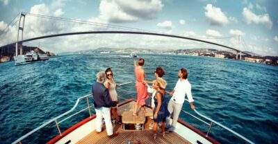Half-Day Cruise and Cable Car to Pierre Loti Hill
