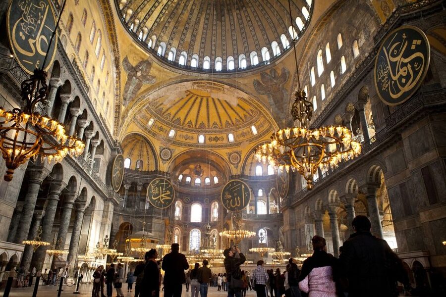 Istanbul: Half-Day Highlights Guided Tour with Transfer - Hagia Sophia and the world of Emperor Justinian