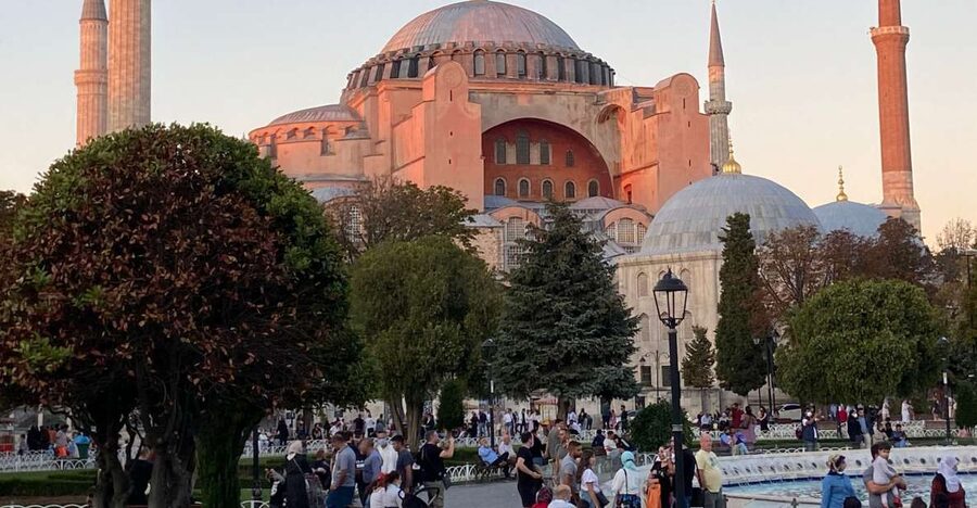 Istanbul: Half-Day Morning Hagia Sophia & Blue Mosque Tour - The Blue Mosque and its six minarets