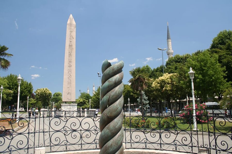 Istanbul: Half-Day Tour Including Hagia Sophia - What the small-group format changes
