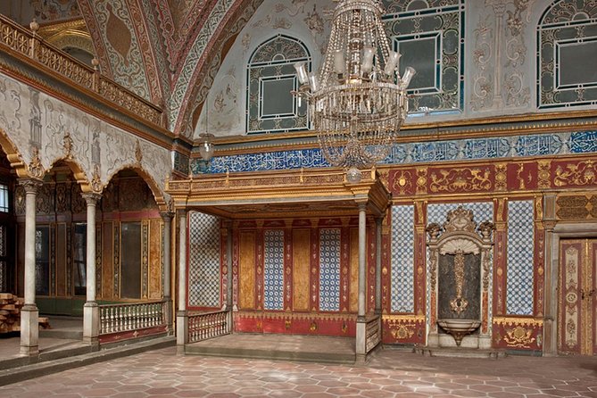 Istanbul Heritage Tour - Incl. Lunch - A Turkish lunch with a Bosphorus view