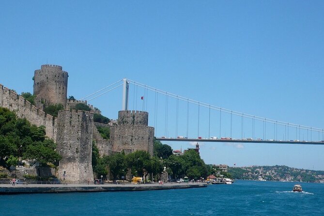 Istanbul Highlights Bosphorus Stops 1 +2 (Europe + Asia) - Asian-side mosques and a brief look at Üsküdar