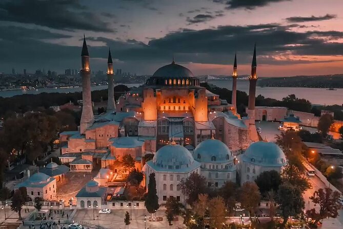 Istanbul Highlights Private Tour: Hotel Pick-Up & Drop-Off - Hippodrome: the open-air Roman chapter