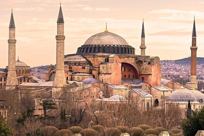 Istanbul Historical Tour with Guide, Lunch and Transfers - Topkapi Palace and the Ottoman court