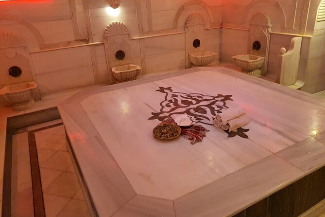 Istanbul : Historical Turkish Bath Experience in Old City - Space, slippers, and the less polished side