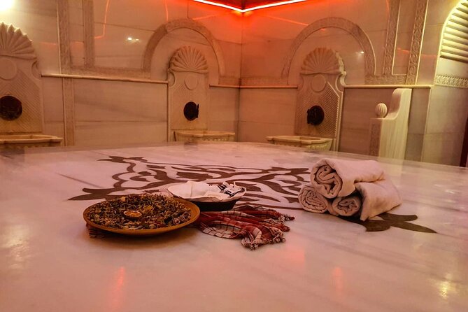 Istanbul : Historical Turkish Bath Experience in Old City - Who should book this hamam