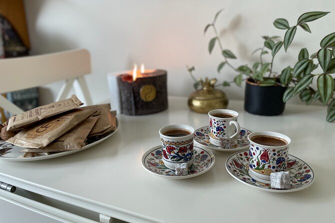 Istanbul Home Style Turkish Coffee Making and Fortune Telling - A warm visit with a small group