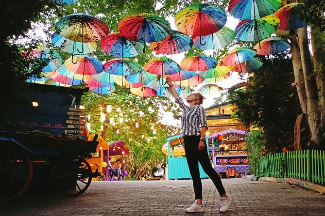 Istanbul in Colors: Balat Tour - Meeting at Cafe Society and the Spice Market
